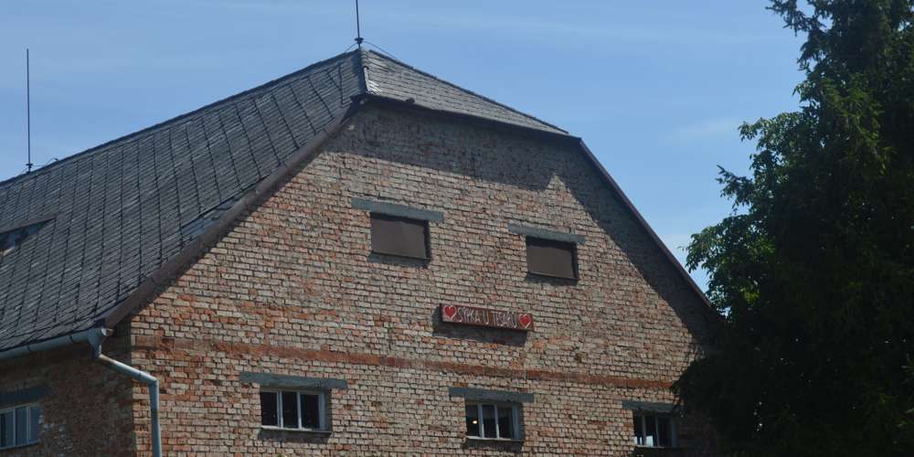 677EF9C5-F416-48B7-956B-EE70DBC4A109